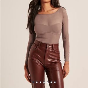 Abercrombie long sleeve mesh sweetheart bodysuit black